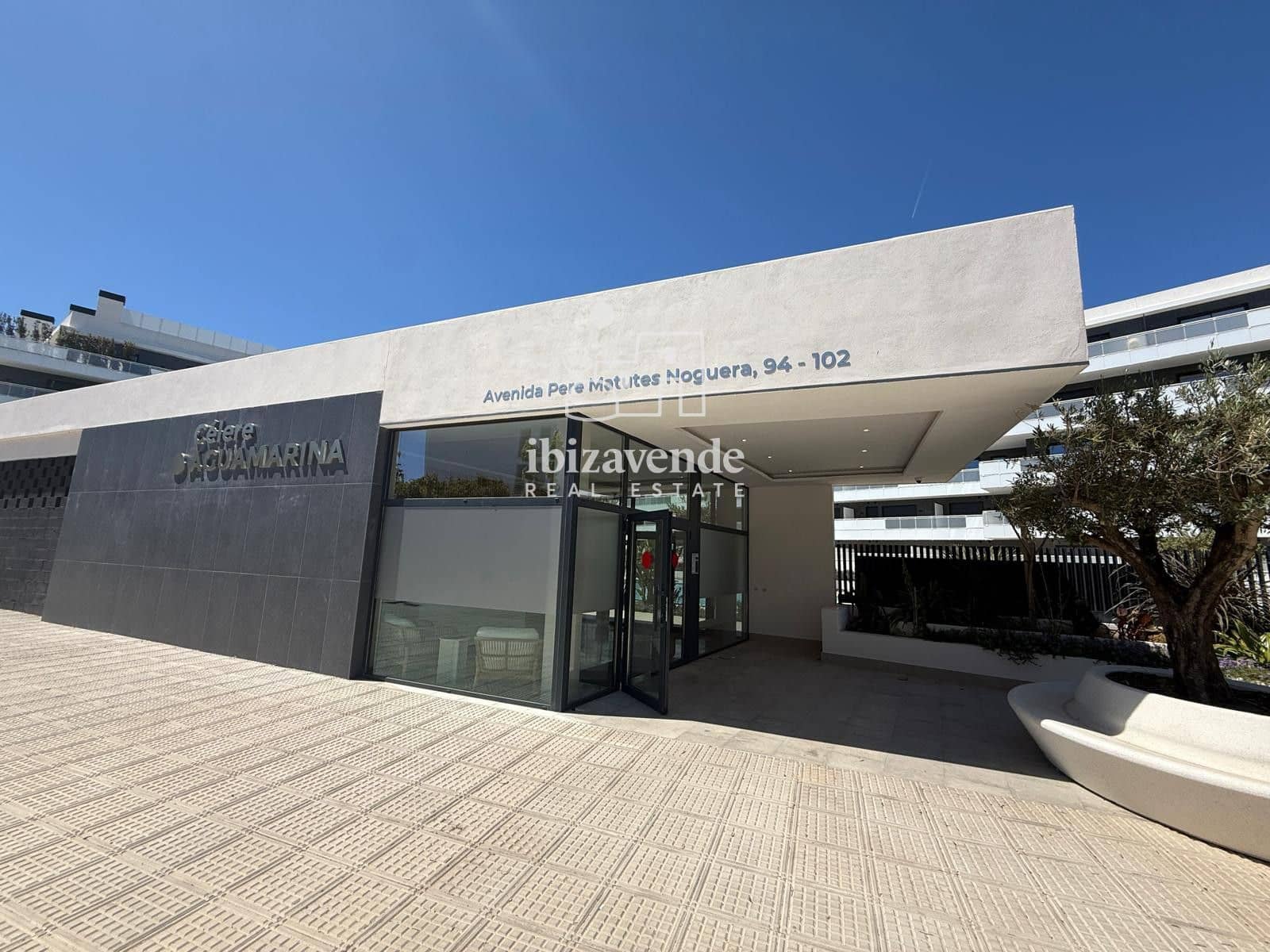 2 bedroom Flat for rent in Ibiza / Eivissa town - € 5,000 (Ref: 9788758)