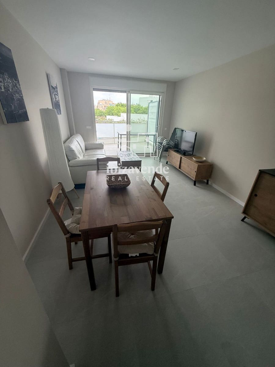 2 bedroom Flat for rent in Ibiza / Eivissa town with pool - € 5,000 (Ref: 9788758)