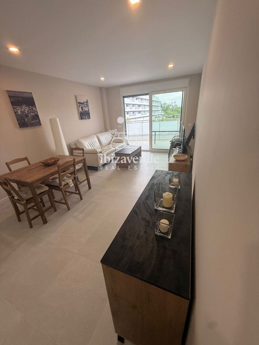 2 bedroom Flat for rent in Ibiza / Eivissa town with pool - € 5,000 (Ref: 9788758)