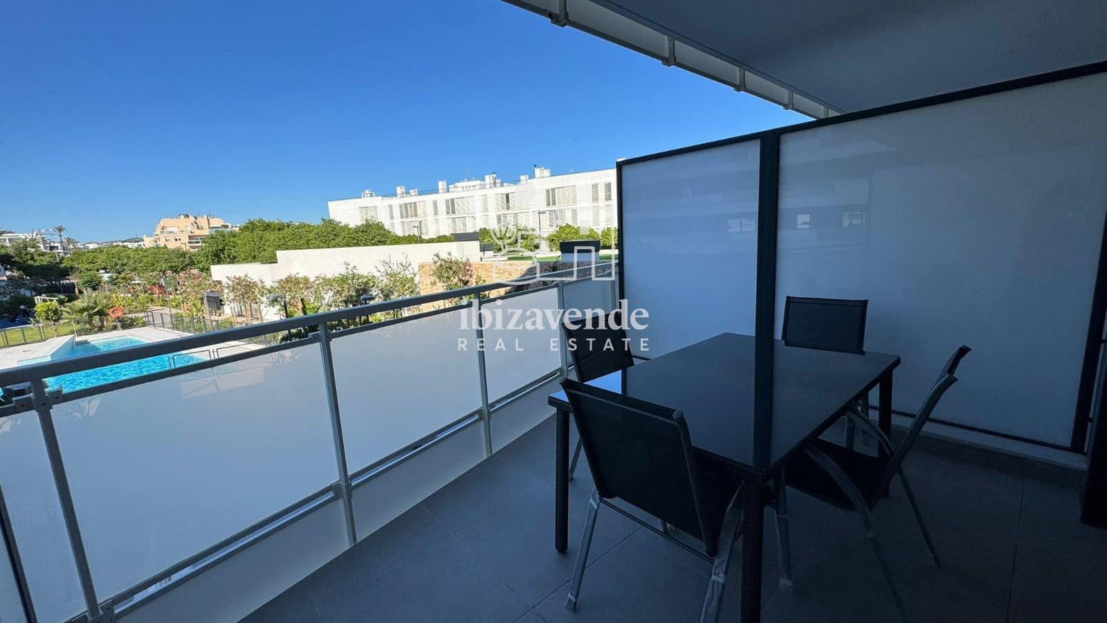 2 bedroom Flat for rent in Ibiza / Eivissa town with pool - € 5,000 (Ref: 9788758)