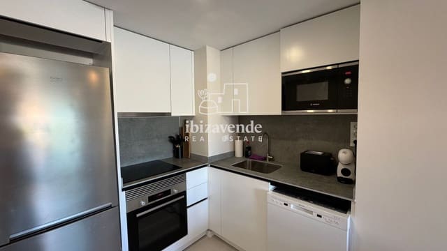 2 bedroom Flat for rent in Ibiza / Eivissa town with pool - € 5,000 (Ref: 9788758)