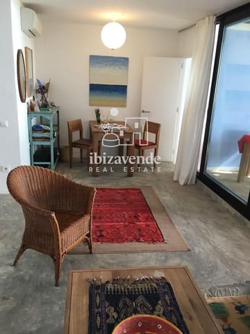 2 bedroom Townhouse for rent in Roca Llisa, Santa Eulalia / Santa Eularia - € 4,000 (Ref: 9788759)