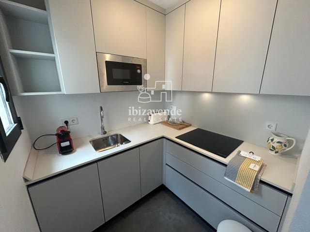 2 slaapkamer Huis te huur in Roca Llisa, Santa Eulalia / Santa Eularia - € 4.000 (Ref: 9788759)