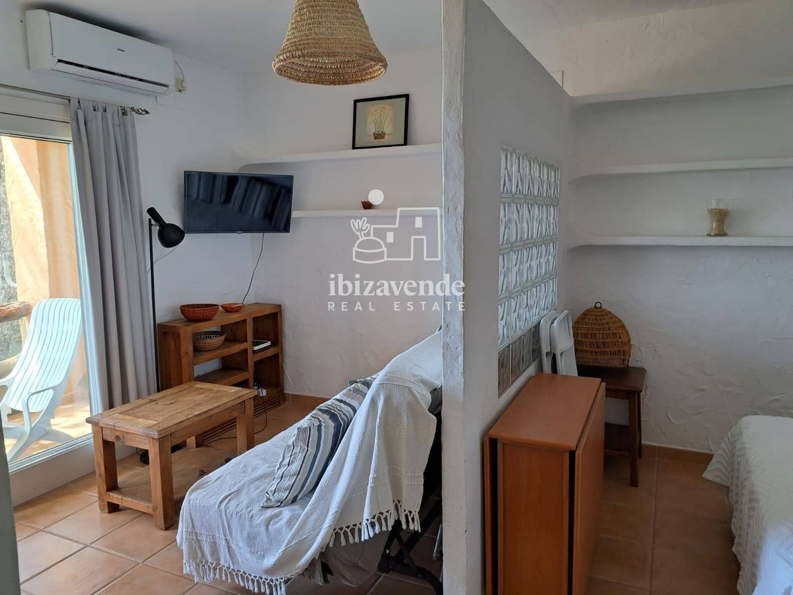 1 bedroom Flat for rent in Cala Vadella - € 3,000 (Ref: 9788761)