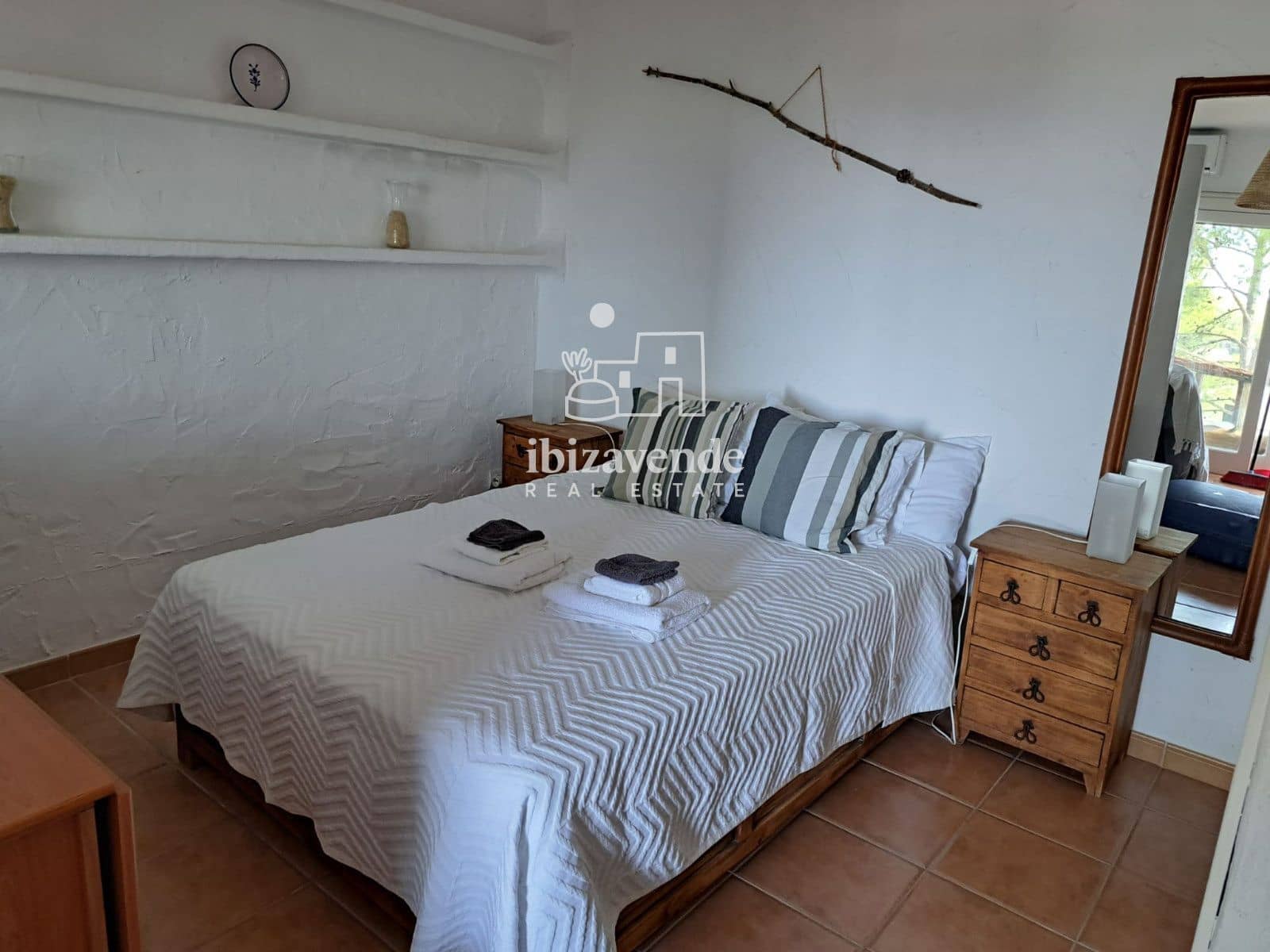 1 bedroom Flat for rent in Cala Vadella - € 3,000 (Ref: 9788761)