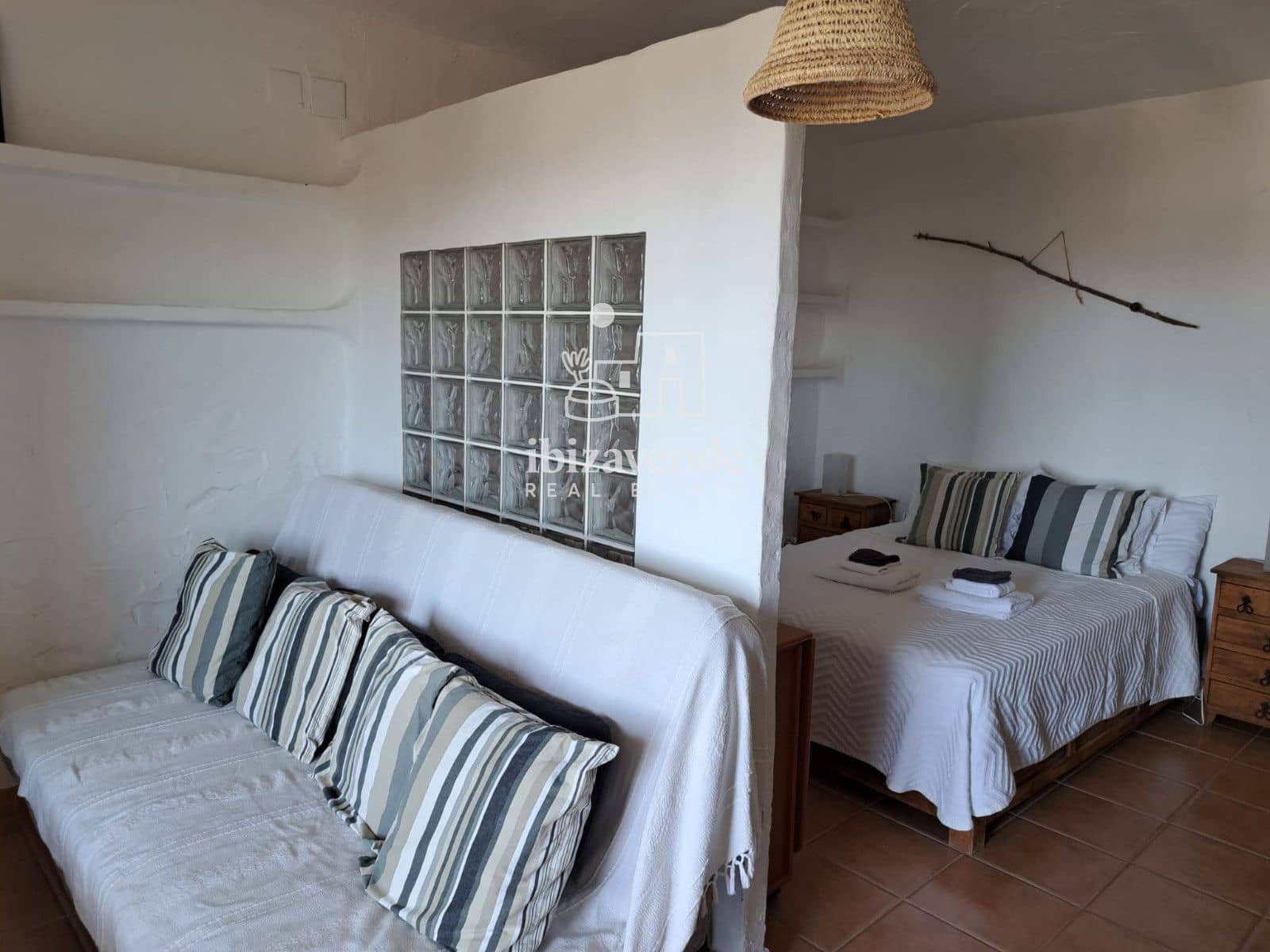 1 bedroom Flat for rent in Cala Vadella - € 3,000 (Ref: 9788761)