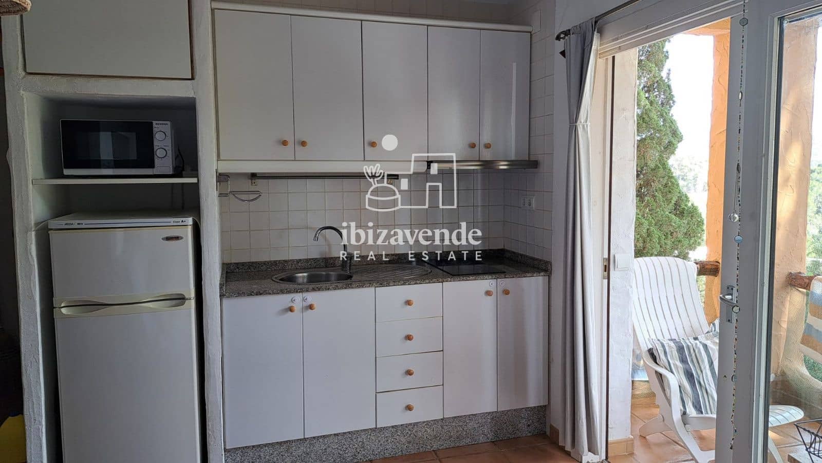 1 bedroom Flat for rent in Cala Vadella - € 3,000 (Ref: 9788761)