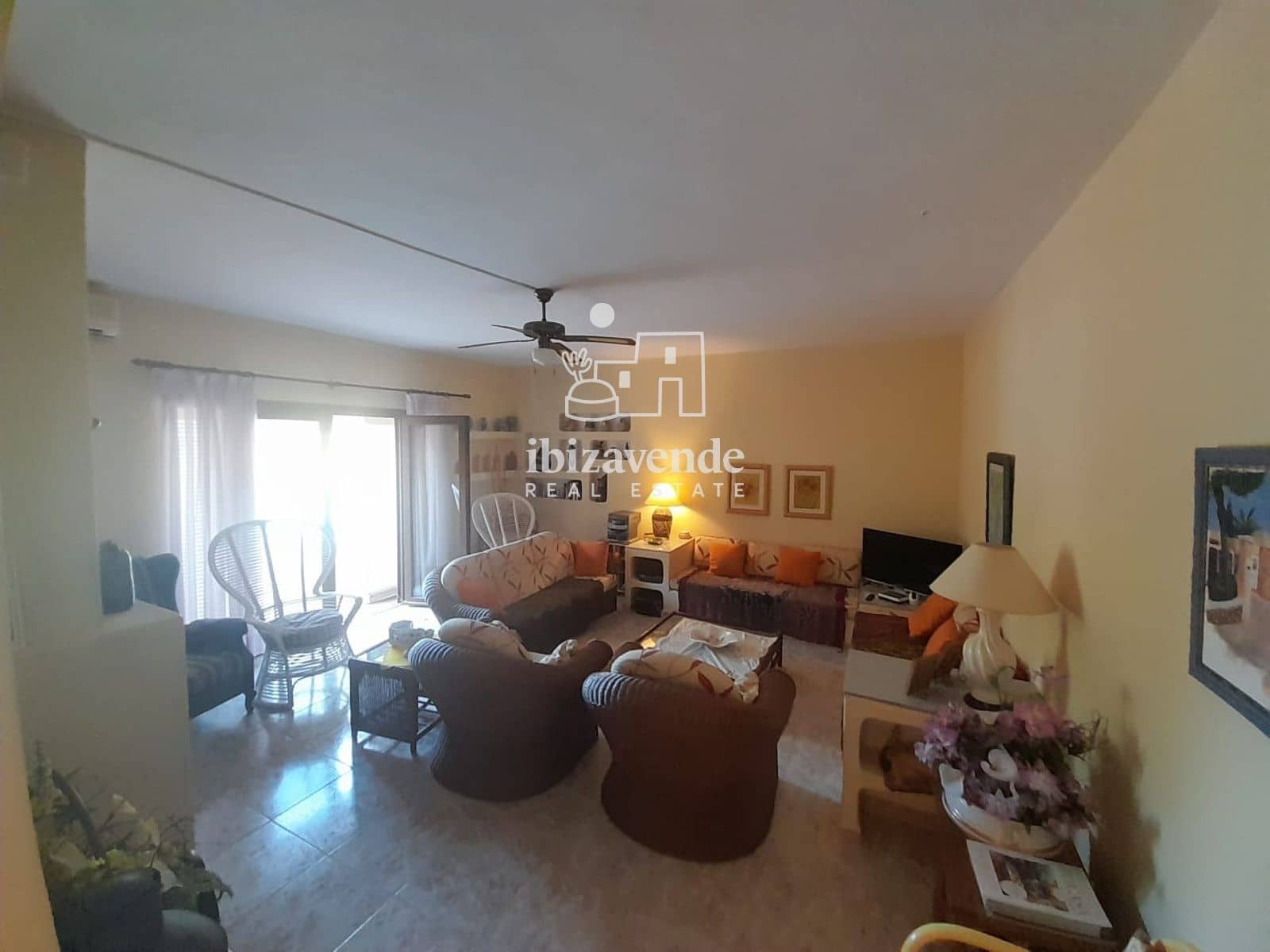 4 soverom Villa til leie i Cala Tarida med svømmebasseng garasje - € 5 000 (Ref: 9793758)