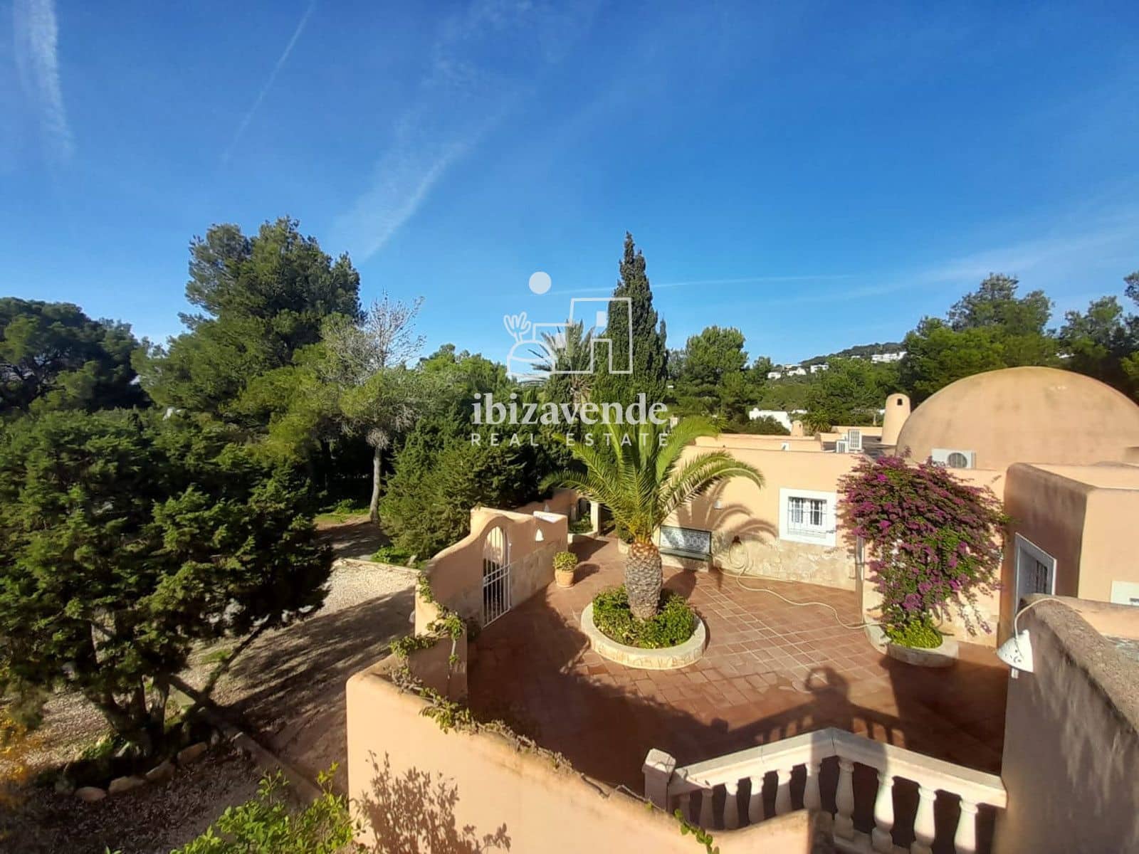 4 soverom Villa til leie i Cala Tarida med svømmebasseng garasje - € 5 000 (Ref: 9793758)