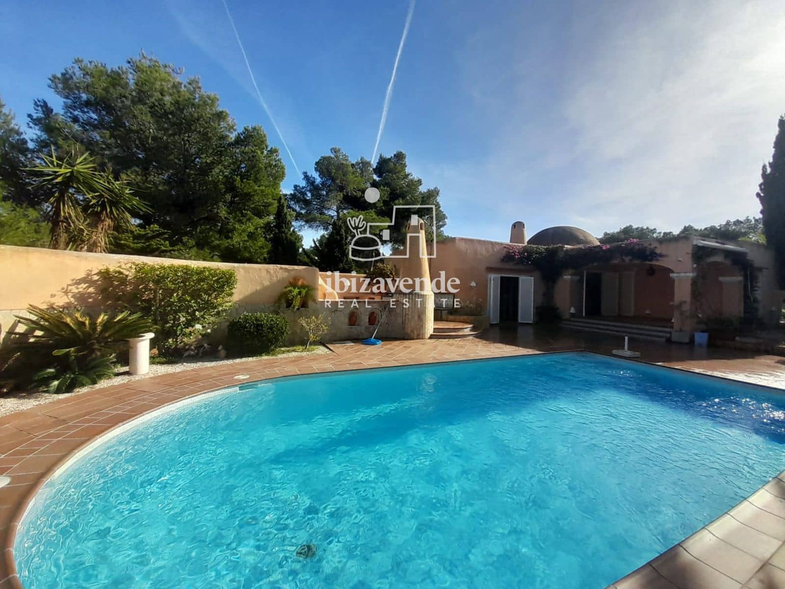 4 soverom Villa til leie i Cala Tarida med svømmebasseng garasje - € 5 000 (Ref: 9793758)