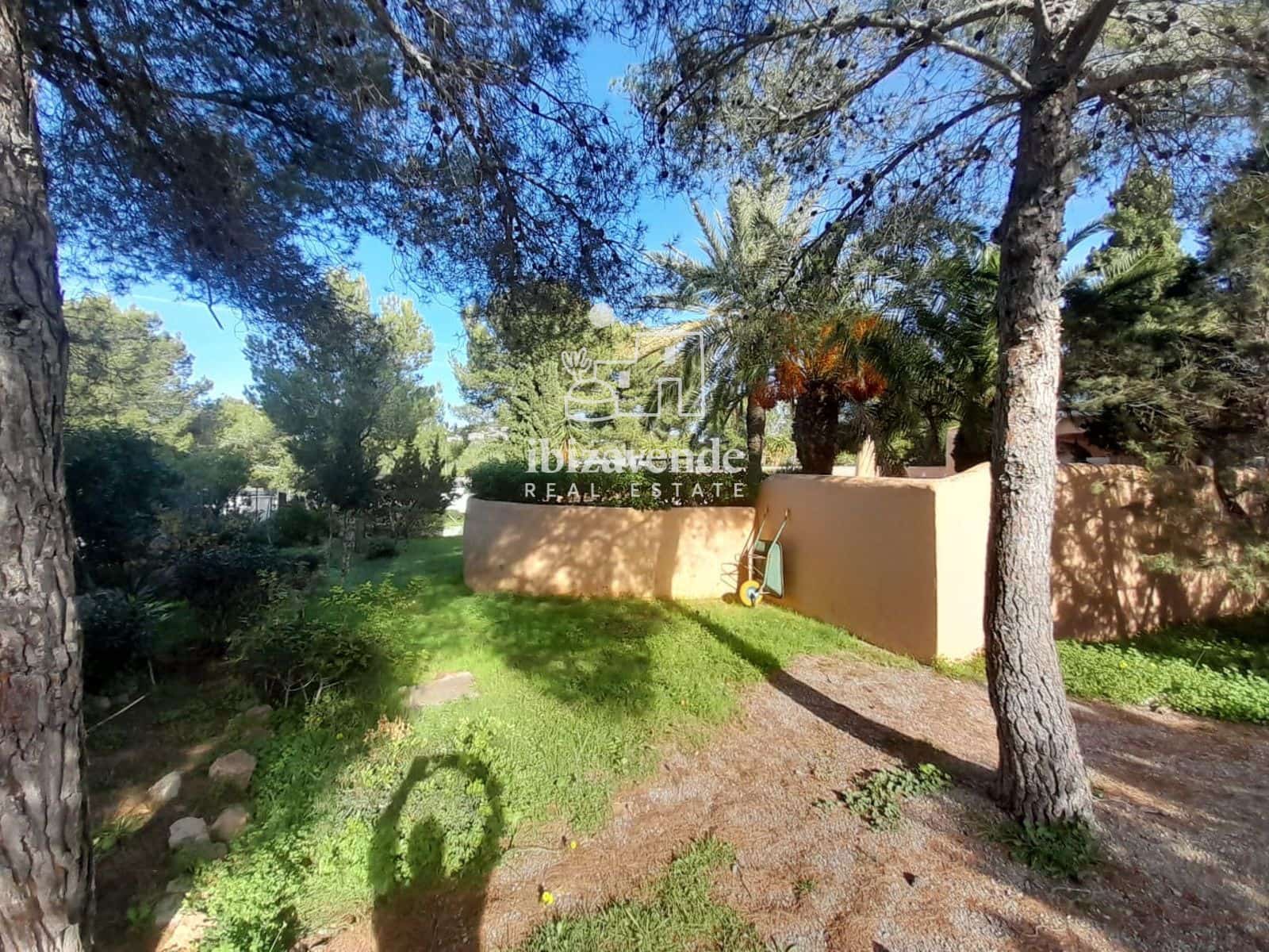 4 soverom Villa til leie i Cala Tarida med svømmebasseng garasje - € 5 000 (Ref: 9793758)