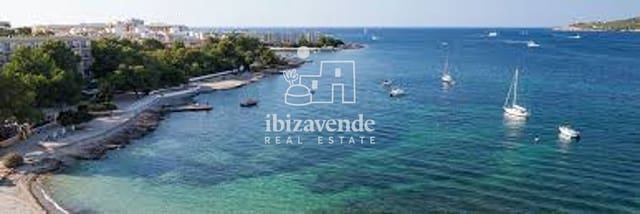 2 soveværelse Penthouse til leje i Sant Antoni de Portmany med swimmingpool - € 4.000 (Ref: 9797704)