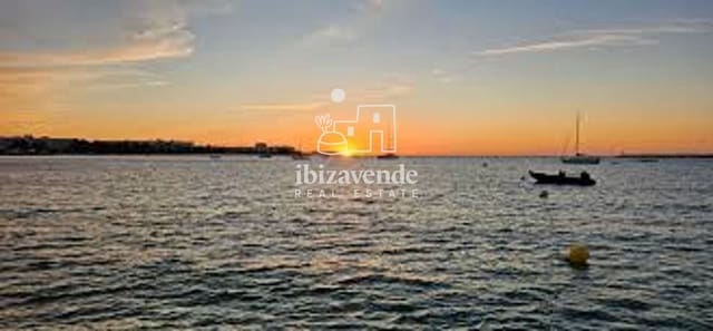 2 soveværelse Penthouse til leje i Sant Antoni de Portmany med swimmingpool - € 4.000 (Ref: 9797704)