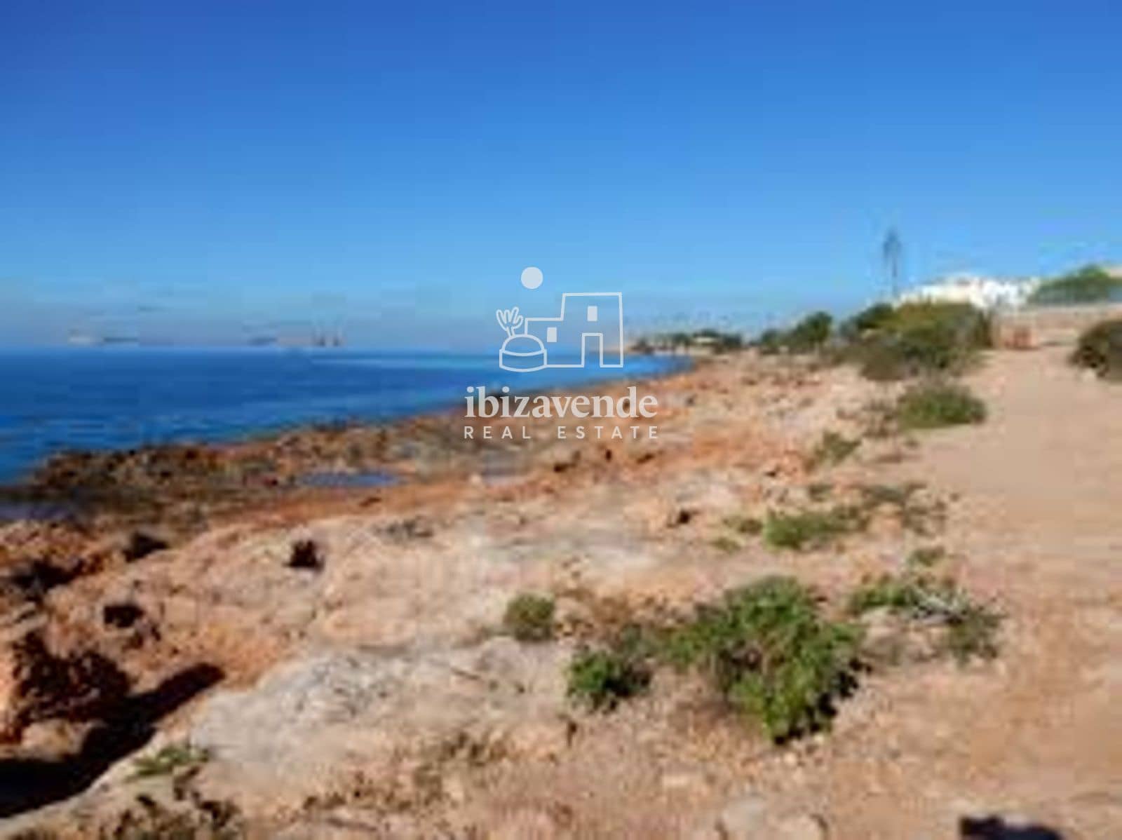 2 soveværelse Penthouse til leje i Sant Antoni de Portmany med swimmingpool - € 4.000 (Ref: 9797704)