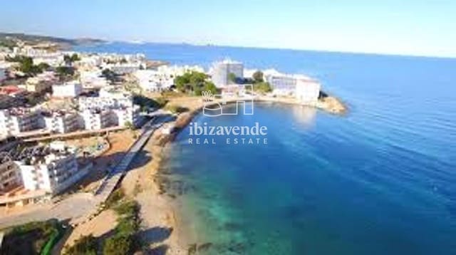 2 soveværelse Penthouse til leje i Sant Antoni de Portmany med swimmingpool - € 4.000 (Ref: 9797704)