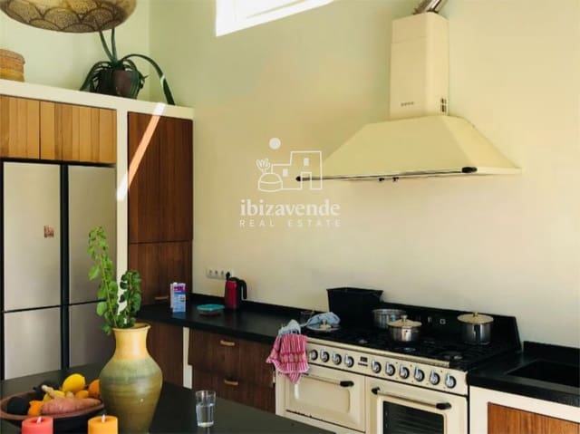 6 bedroom Villa for sale in Sant Carles de Peralta, Santa Eulalia / Santa Eularia with pool garage - € 5,850,000 (Ref: 9800692)