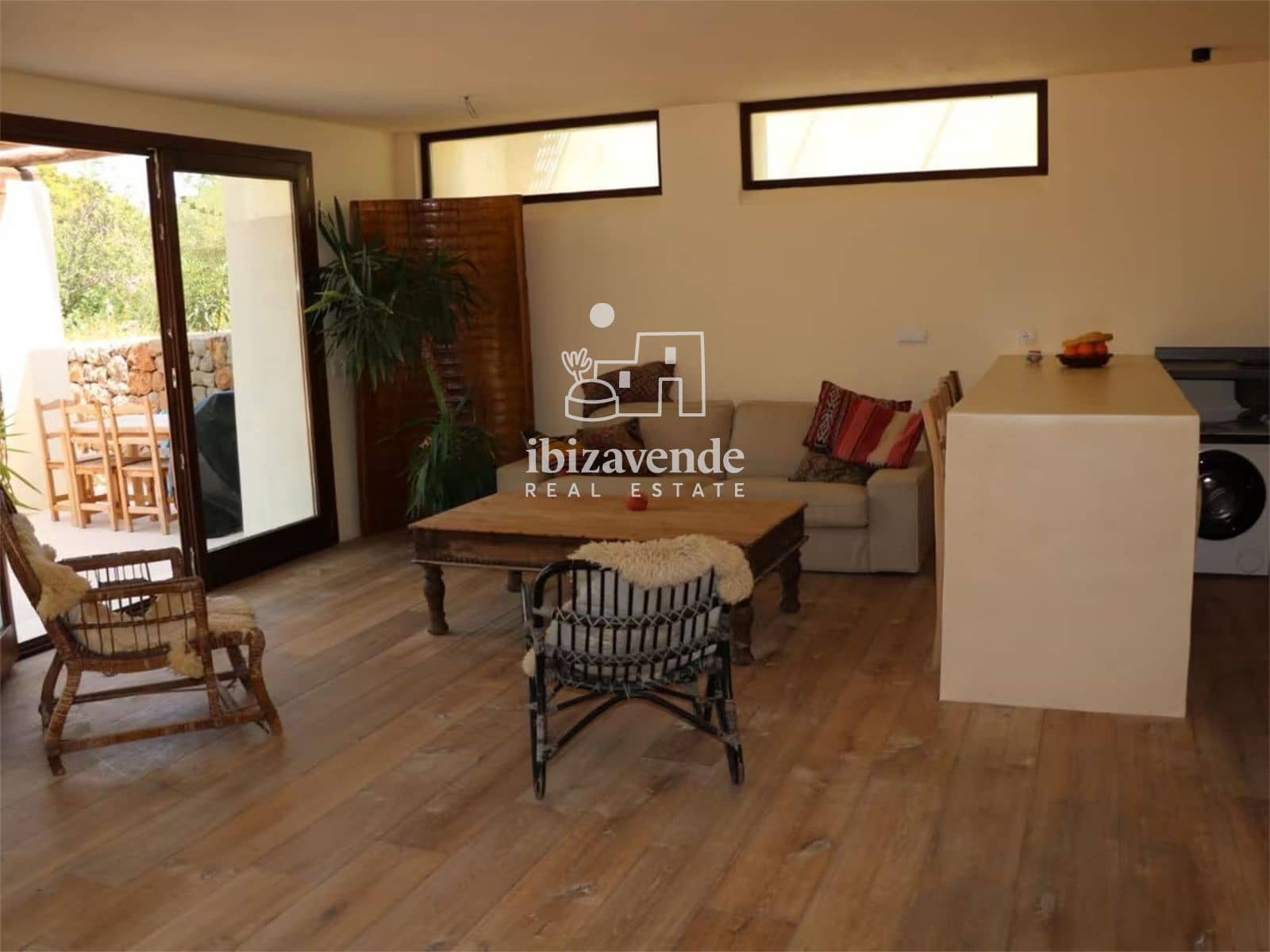 6 bedroom Villa for sale in Santa Eulalia / Santa Eularia with pool garage - € 5,850,000 (Ref: 9800692)