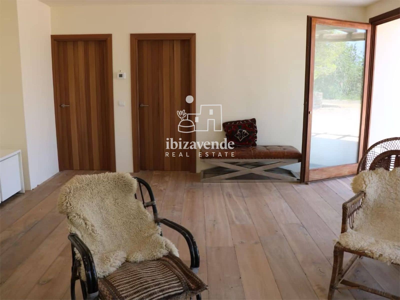 6 bedroom Villa for sale in Santa Eulalia / Santa Eularia with pool garage - € 5,850,000 (Ref: 9800692)