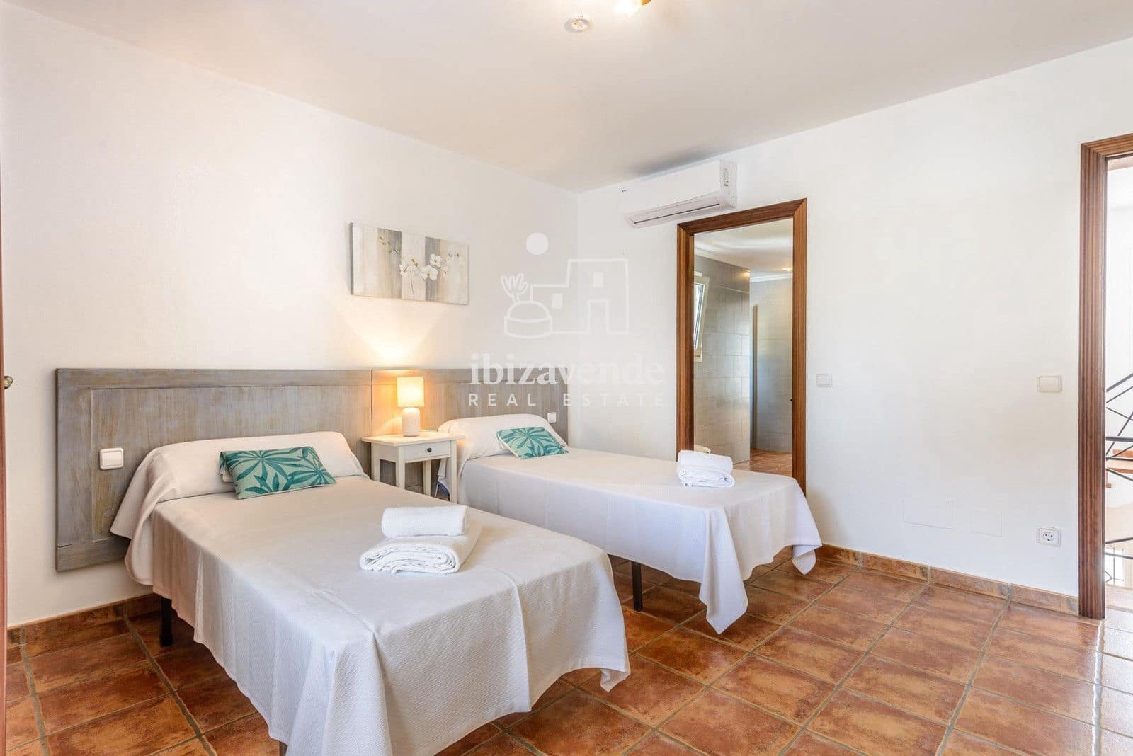 Chalet de 7 habitaciones en San Jose / Sant Josep de Sa Talaia en venta con piscina - 3.500.000 € (Ref: 9804977)