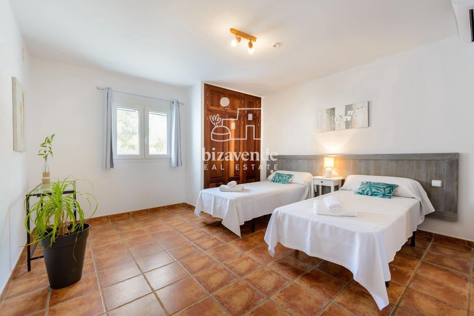 Chalet de 7 habitaciones en San Jose / Sant Josep de Sa Talaia en venta con piscina - 3.500.000 € (Ref: 9804977)