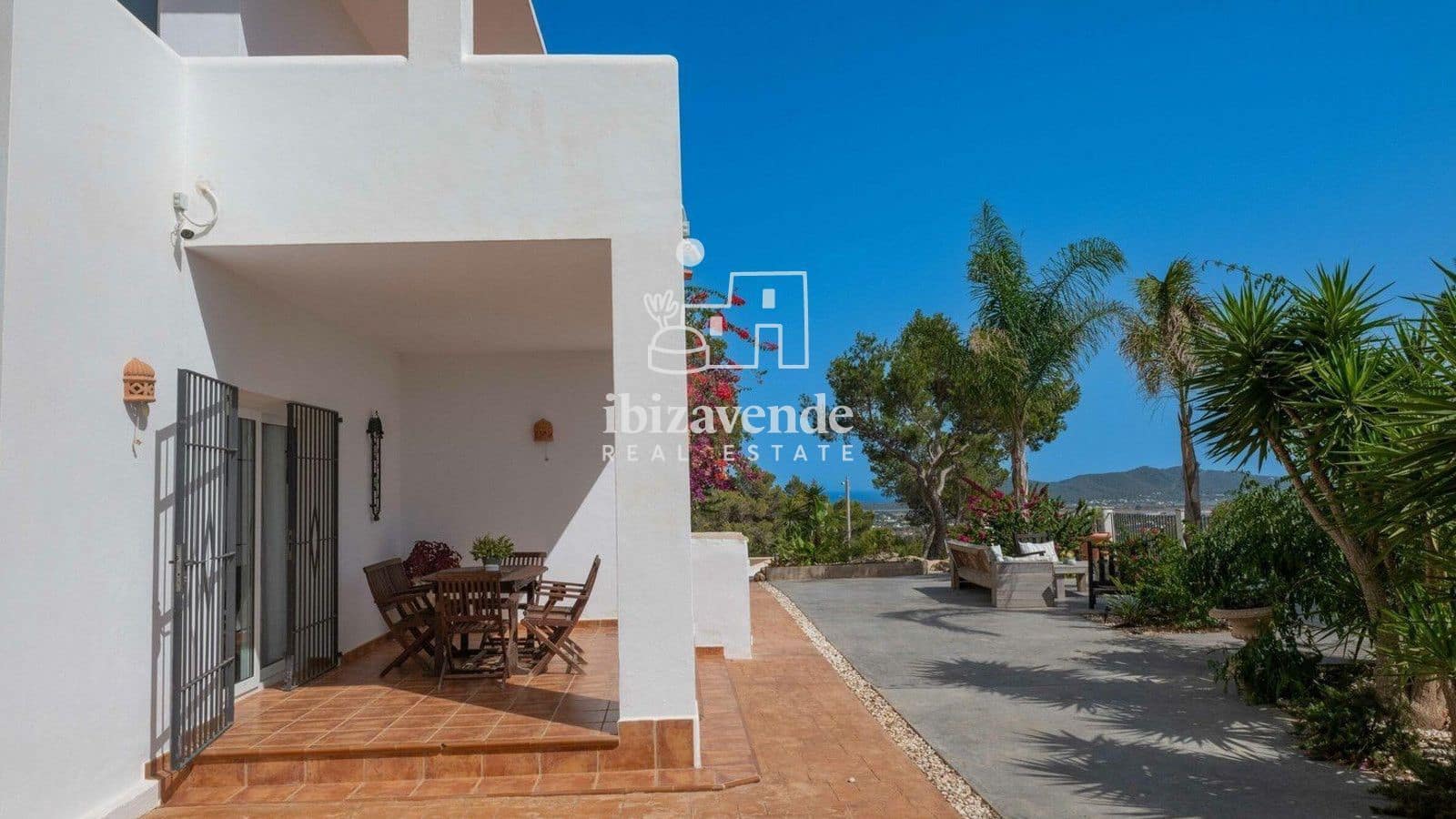 Chalet de 7 habitaciones en San Jose / Sant Josep de Sa Talaia en venta con piscina - 3.500.000 € (Ref: 9804977)