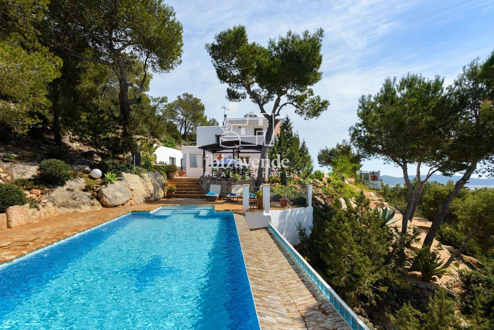 Chalet de 7 habitaciones en San Jose / Sant Josep de Sa Talaia en venta con piscina - 3.500.000 € (Ref: 9804977)