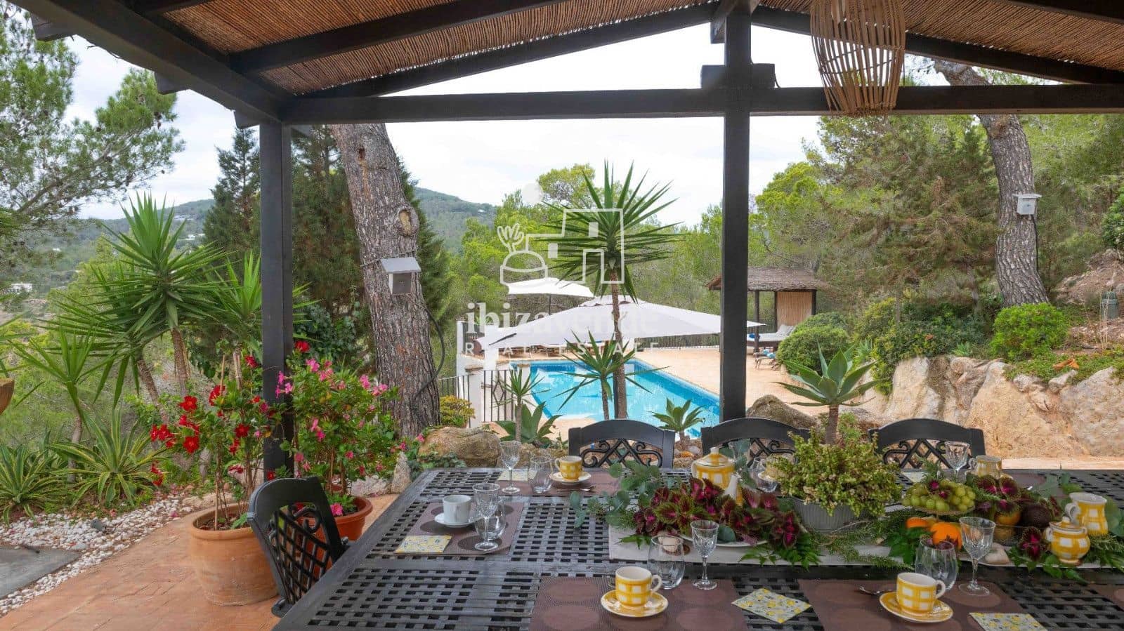 Chalet de 7 habitaciones en San Jose / Sant Josep de Sa Talaia en venta con piscina - 3.500.000 € (Ref: 9804977)
