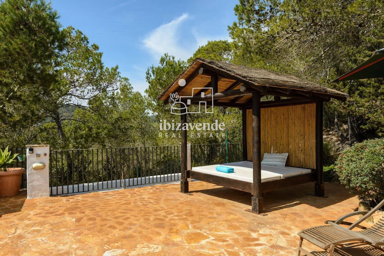 Chalet de 7 habitaciones en San Jose / Sant Josep de Sa Talaia en venta con piscina - 3.500.000 € (Ref: 9804977)