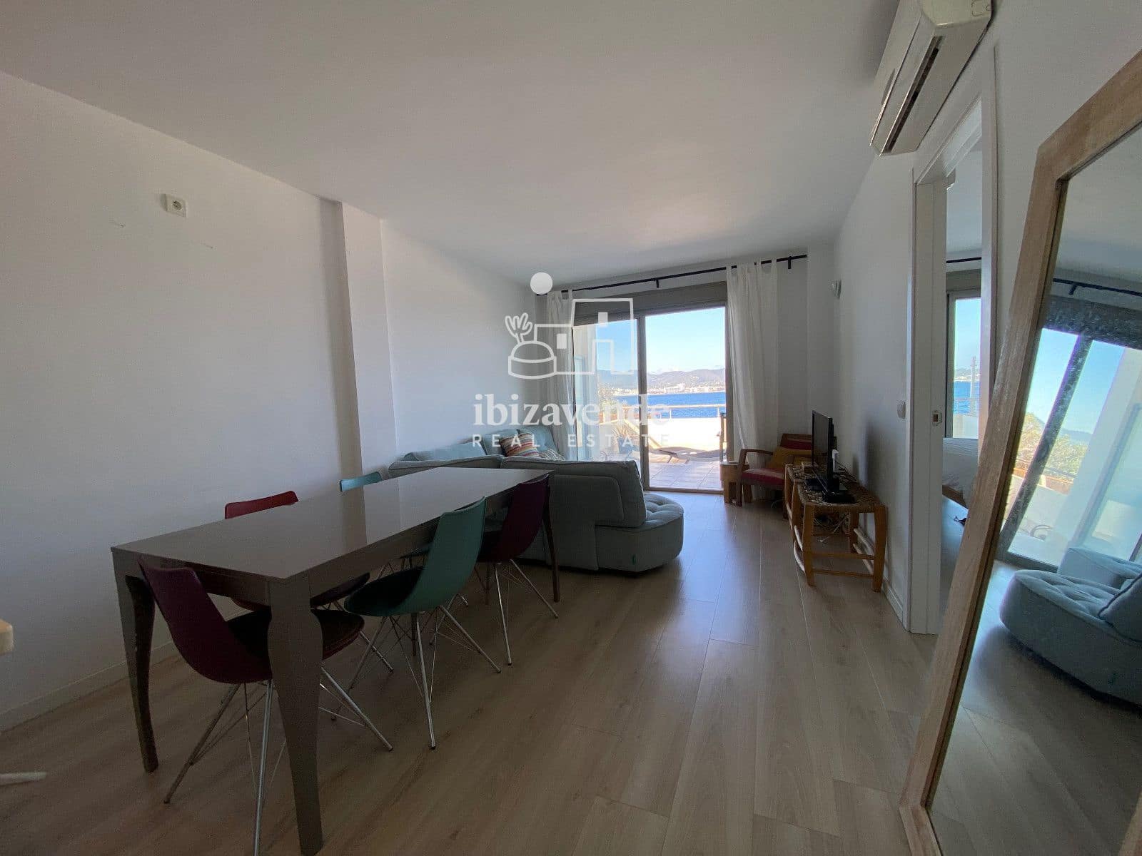Piso de 3 habitaciones en Sant Antoni de Portmany en venta - 599.000 € (Ref: 9815102)