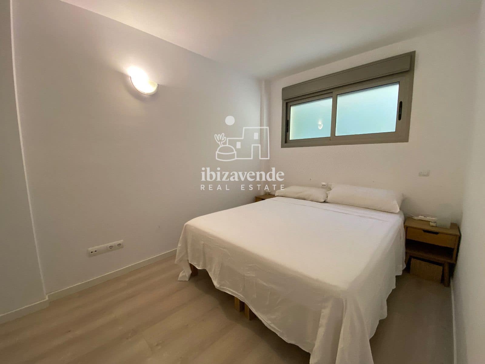 Piso de 3 habitaciones en Sant Antoni de Portmany en venta - 599.000 € (Ref: 9815102)
