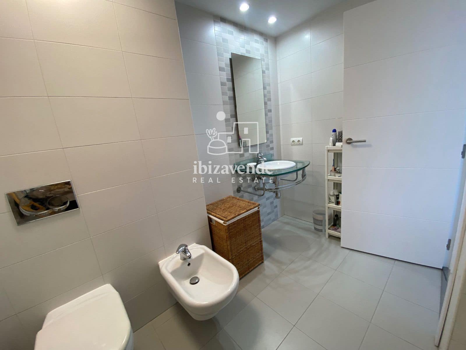 Piso de 3 habitaciones en Sant Antoni de Portmany en venta - 599.000 € (Ref: 9815102)