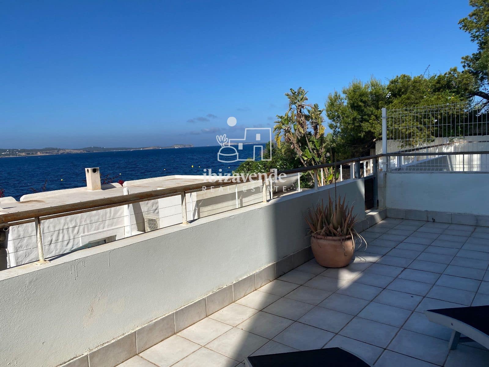 Piso de 3 habitaciones en Sant Antoni de Portmany en venta - 599.000 € (Ref: 9815102)