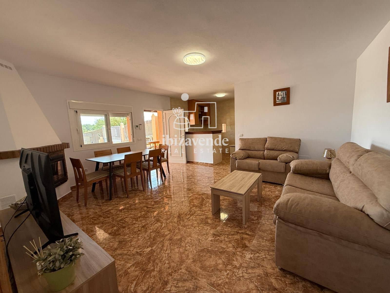 3 soverom Villa til leie i Sant Rafael de Sa Creu - € 6 050 (Ref: 9818418)