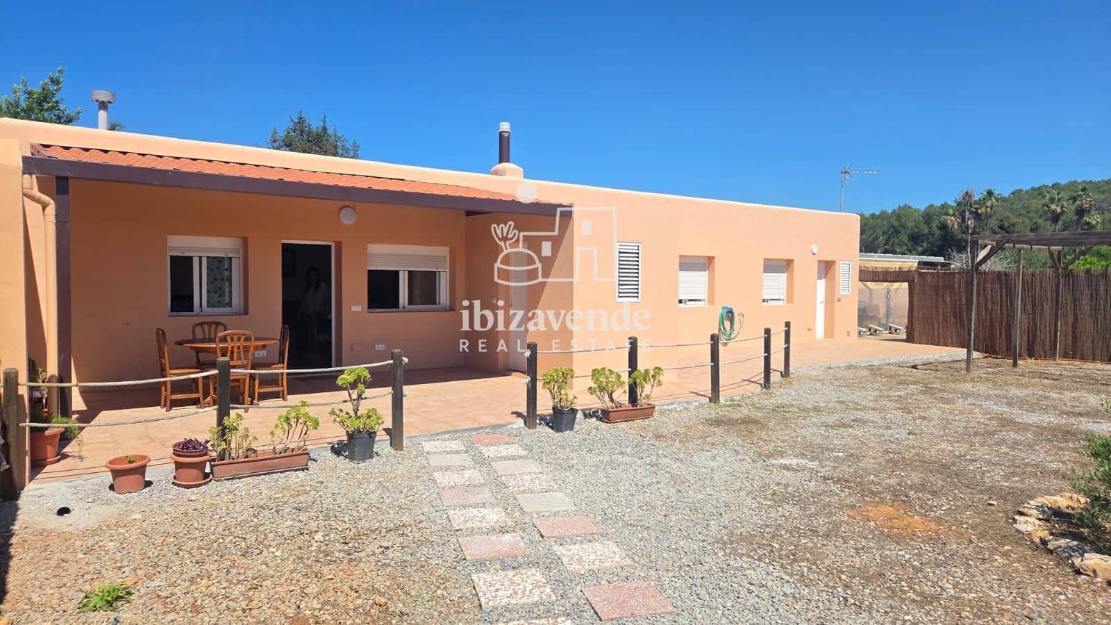 3 makuuhuone Huvila vuokrattavana paikassa Sant Rafael de Sa Creu - 4 500 € (Ref: 9818418)
