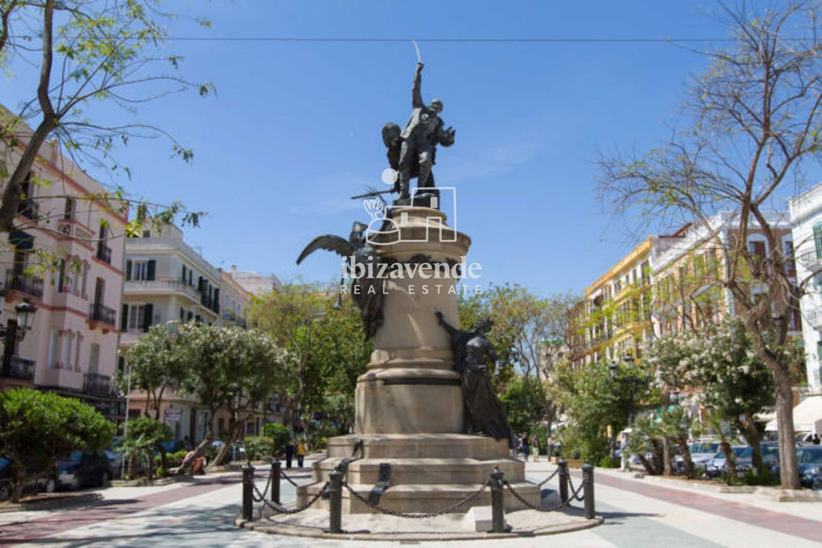 2 sypialnia Mieszkanie do wynajęcia w Miasto Ibiza / Eivissa - 3 400 € (Ref: 9819161)