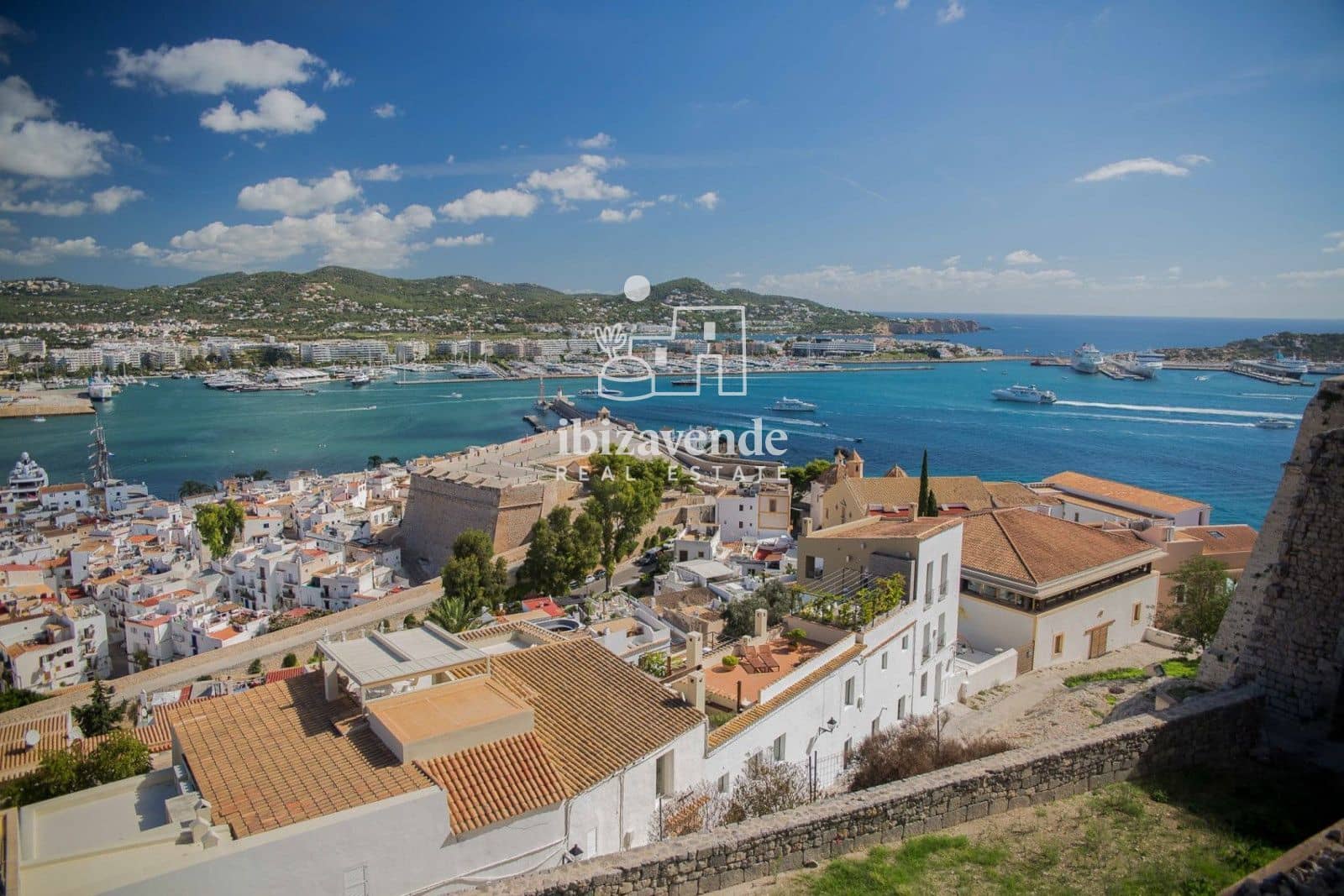 2 sypialnia Mieszkanie do wynajęcia w Miasto Ibiza / Eivissa - 3 400 € (Ref: 9819161)