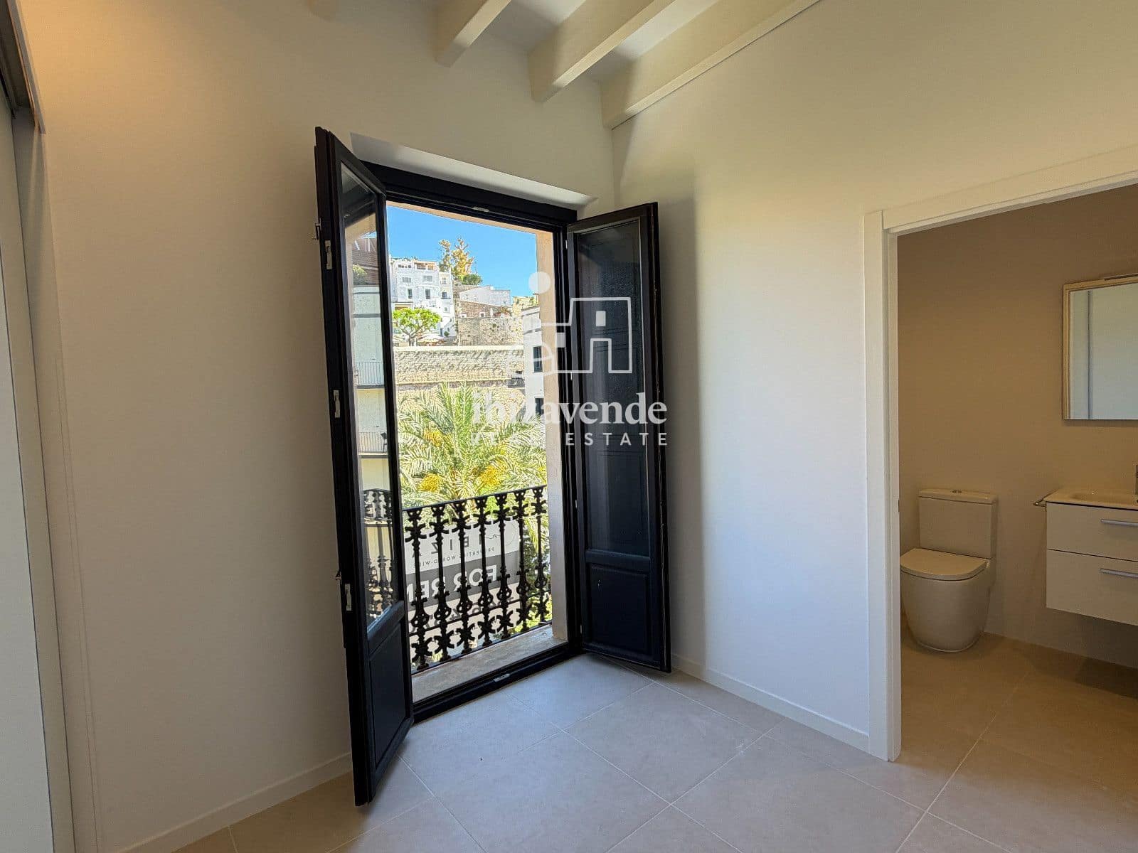 2 makuuhuone Asunto vuokrattavana paikassa Ibiza kaupunki - 3 400 € (Ref: 9819161)