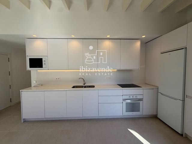 2 quarto Apartamento para arrendar em Ibiza / Eivissa cidade - 3 400 € (Ref: 9819161)