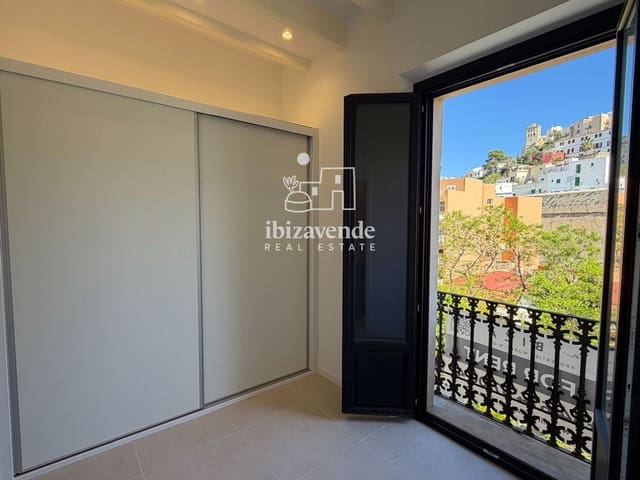 2 quarto Apartamento para arrendar em Ibiza / Eivissa cidade - 3 400 € (Ref: 9819161)