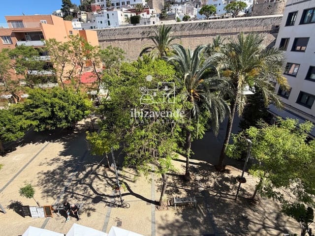 2 quarto Apartamento para arrendar em Ibiza / Eivissa cidade - 3 400 € (Ref: 9819161)