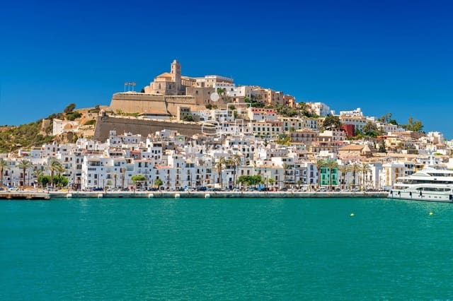 2 sovrum Lägenhet till salu i Ibiza stad med pool garage - 1 350 000 € (Ref: 9821572)