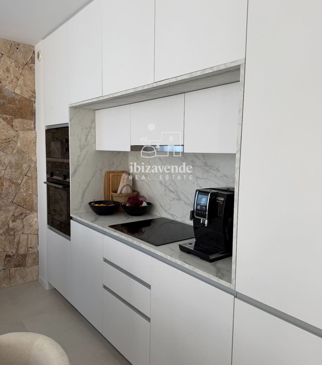 Chalet de 3 habitaciones en Cala Tarida en alquiler con piscina - 5.000 € (Ref: 9821663)