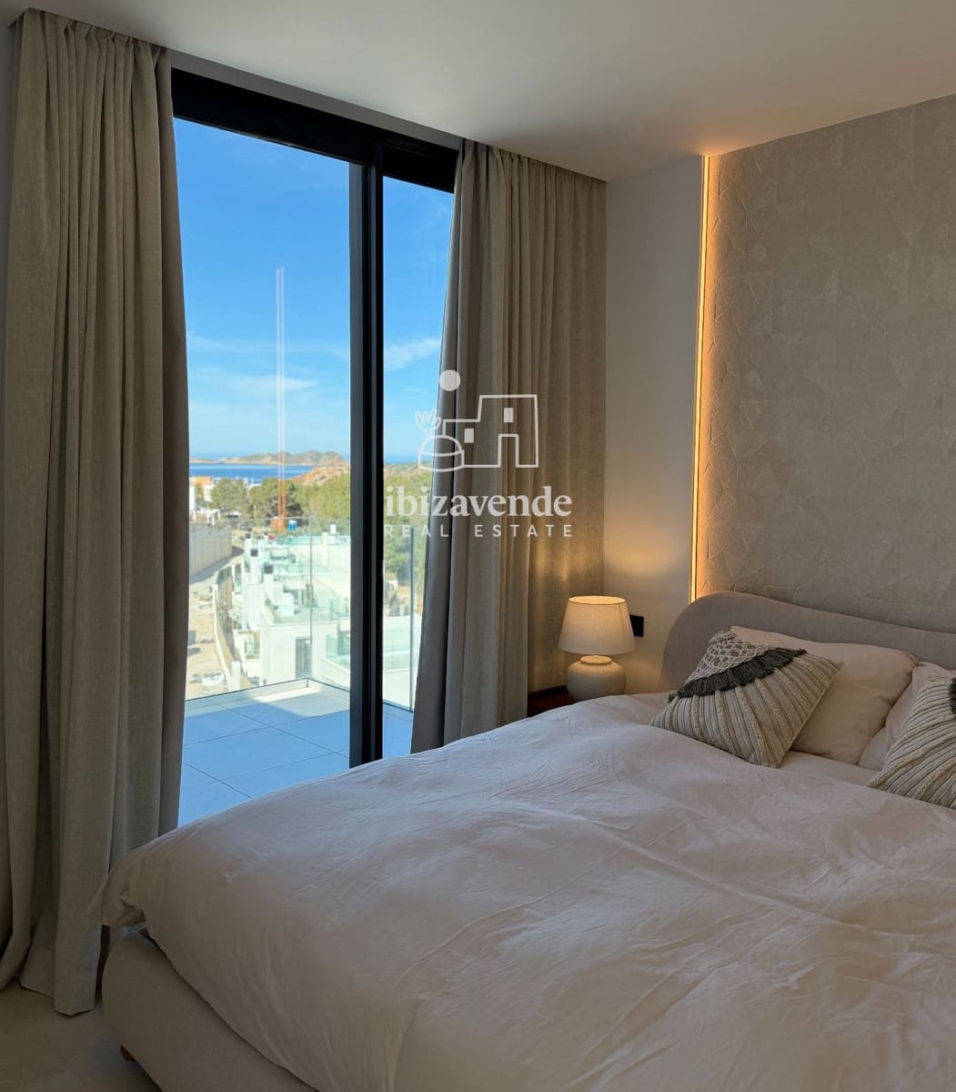 Chalet de 3 habitaciones en Cala Tarida en alquiler con piscina - 5.000 € (Ref: 9821663)