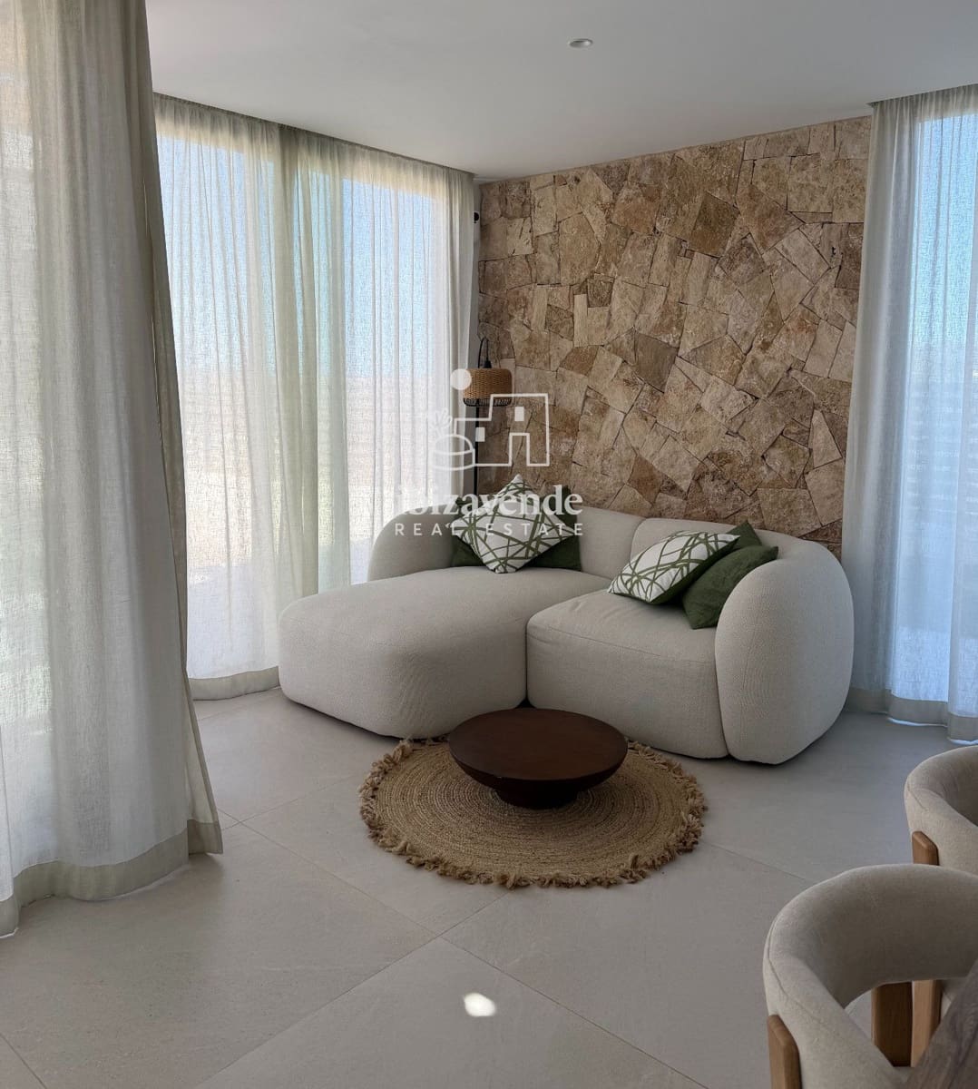 Chalet de 3 habitaciones en Cala Tarida en alquiler con piscina - 5.000 € (Ref: 9821663)