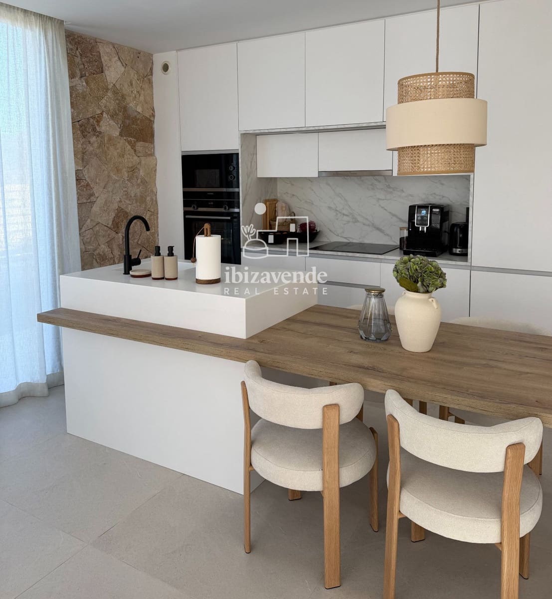 Chalet de 3 habitaciones en Cala Tarida en alquiler con piscina - 5.000 € (Ref: 9821663)