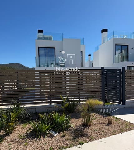 Chalet de 3 habitaciones en Cala Tarida, San Jose / Sant Josep de Sa Talaia en alquiler con piscina - 5.000 € (Ref: 9821663)