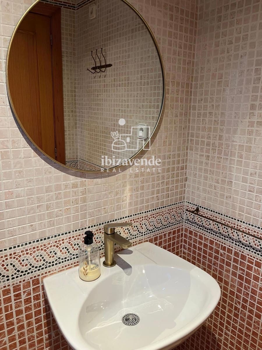 Maison de Ville de 3 chambres à louer à Ibiza ville avec garage - 4 500 € (Ref: 9825644)