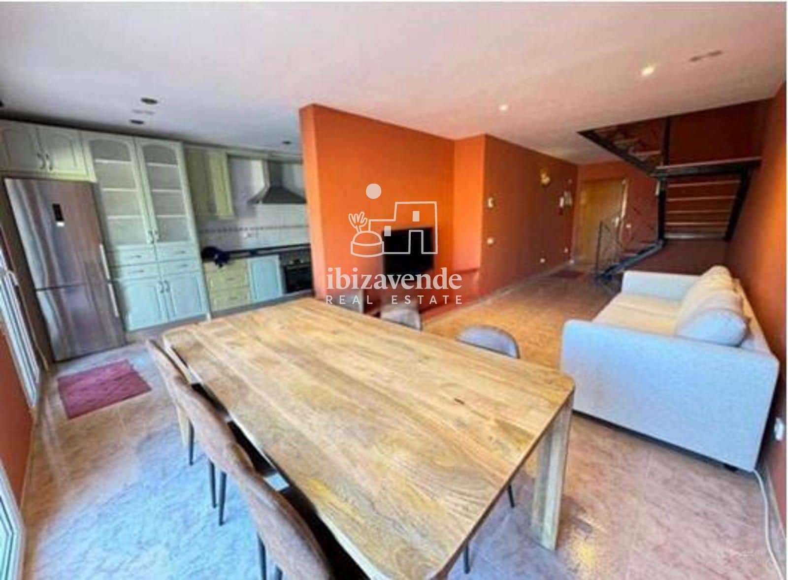 Maison de Ville de 3 chambres à louer à Ibiza ville avec garage - 4 500 € (Ref: 9825644)