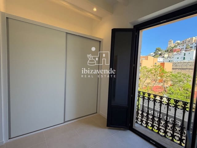 2 Zimmer Penthouse zu vermieten in Ibiza / Eivissa Stadt - 3.800 € (Ref: 9832733)