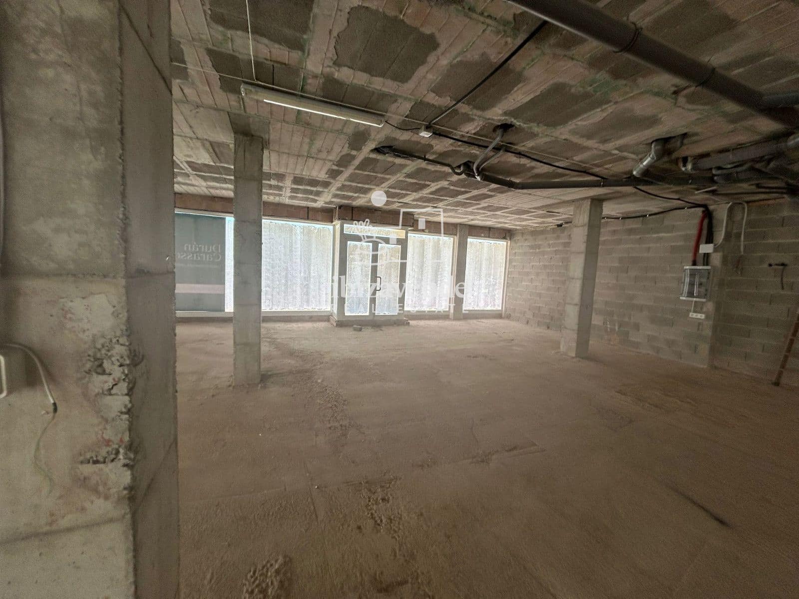 Commercial for sale in Santa Eulalia / Santa Eularia with garage - € 1,200,000 (Ref: 9836706)